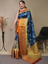 Load image into Gallery viewer, Gala Floral Kalamkari Printed Woven Saree Navy Blue Clothsvilla