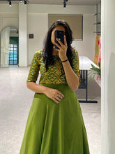 Load image into Gallery viewer, Parrot Color Weaving Zari Work rangoli Silk Gown Clothsvilla