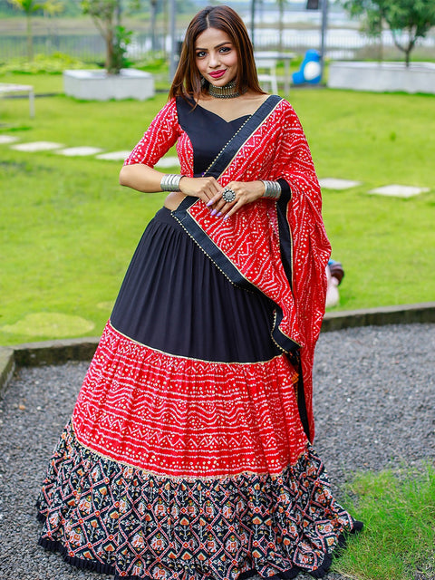 Red Color Chaniya Choli For This 2022 Navratri Season Clothsvilla Main image