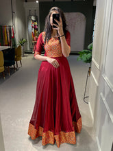 Load image into Gallery viewer, Maroon Color Weaving Work Rangoli Silk Gown Dress Clothsvilla